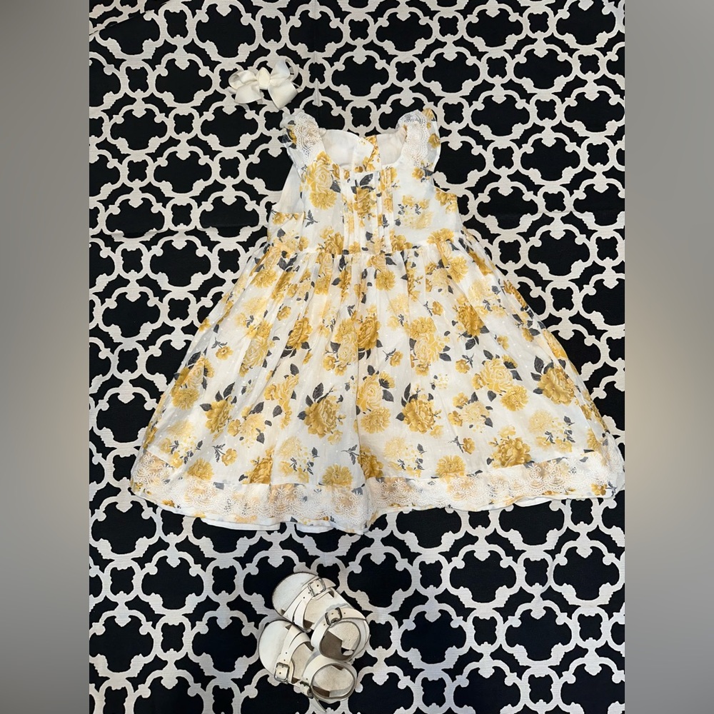The Prairie by Rachel Ashwell. 5t yellow rose dress